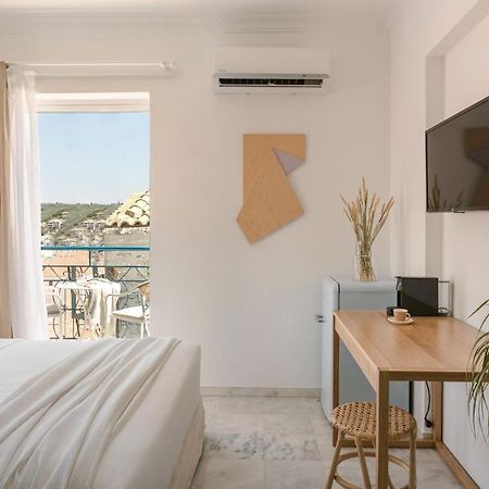 The Blue Hotel Skiathos-stad Buitenkant foto